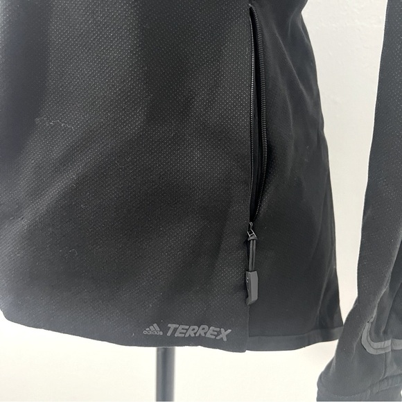 Adidas Women Terrex Climaheat Insulation Warmth Medium Full Zip Textured Jacket - Picture 3 of 13